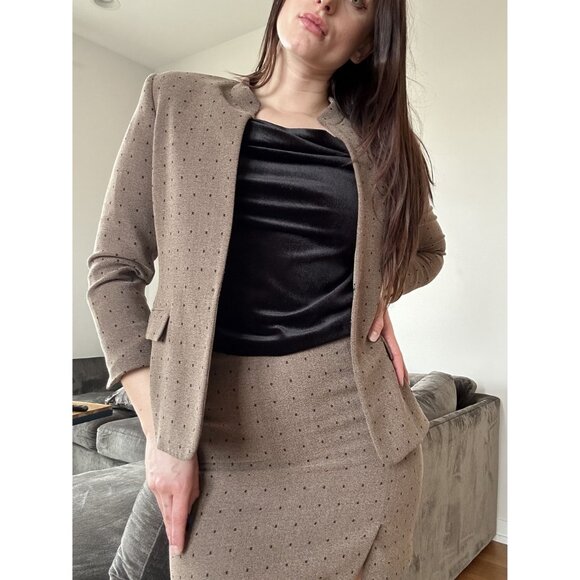 Garfield & Marks Size 6 & 8 Blazer Skirt - Picture 2 of 12